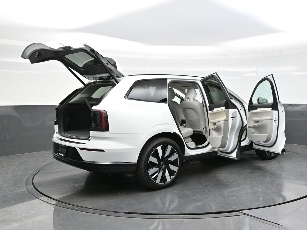 New 2026 Volvo EX90 Plus AWD/4WD image 43