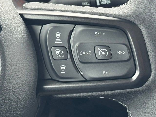 New 2026 Jeep Gladiator Sport AWD/4WD image 17