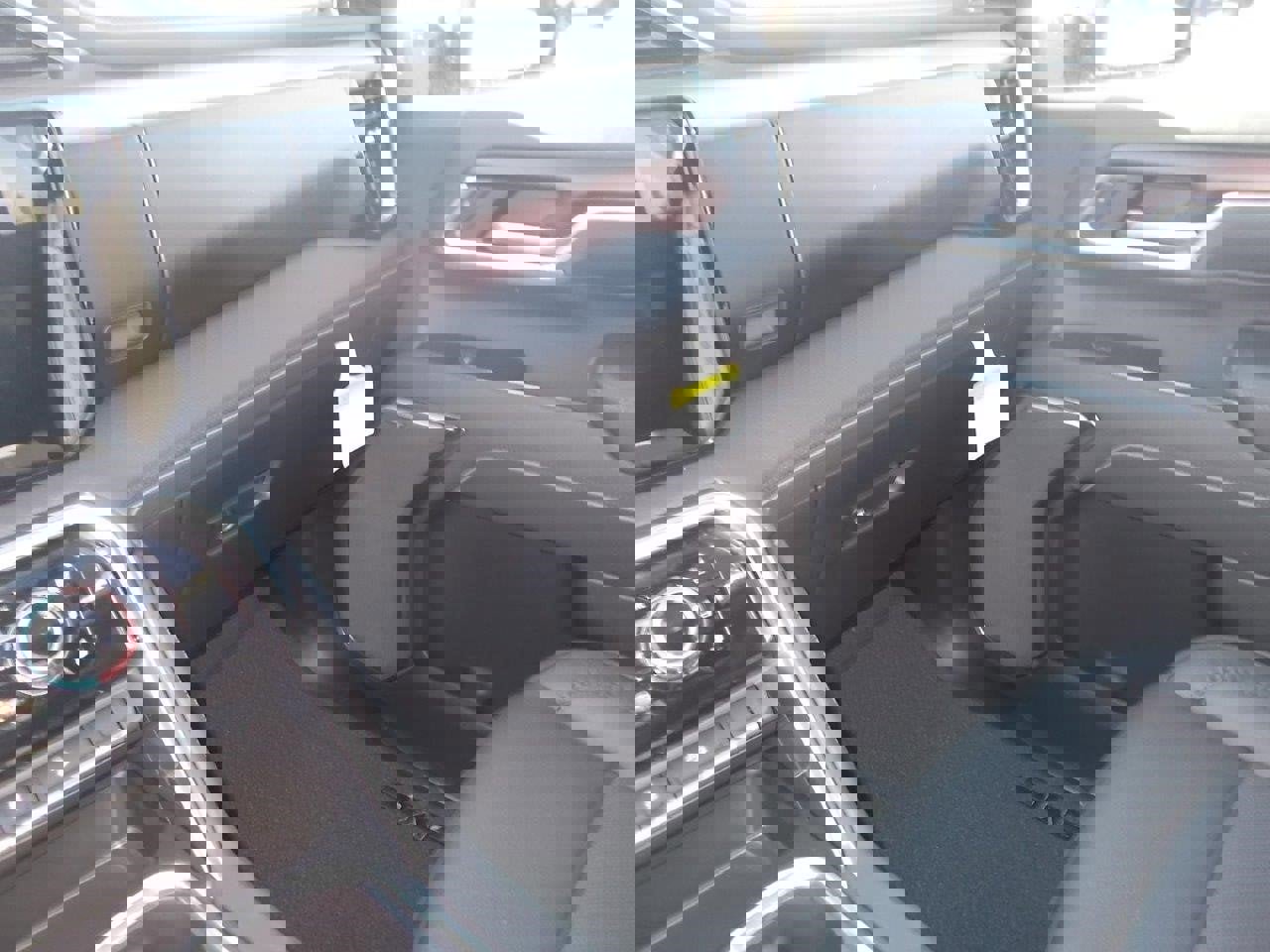 New 2026 GMC Sierra 2500 Denali w/ Denali Reserve Package image 16