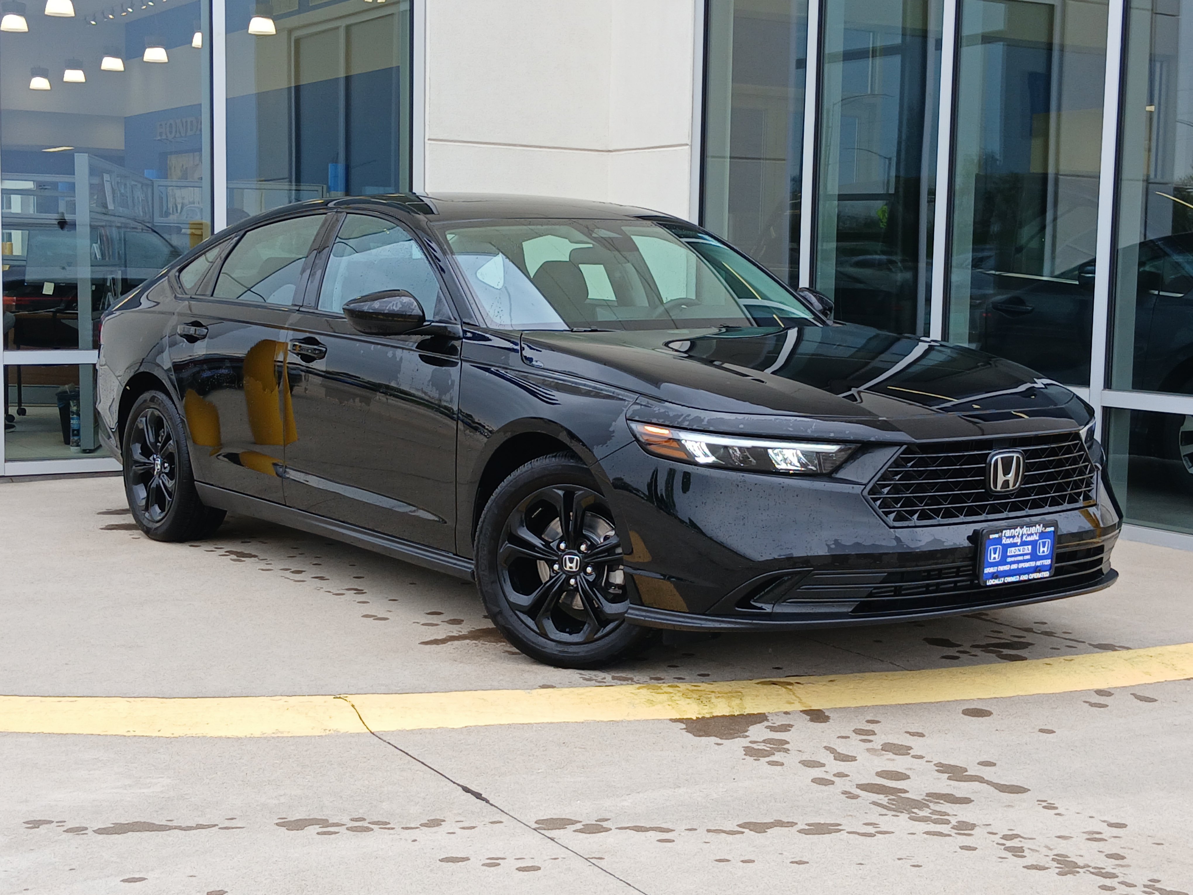 Used 2025 Honda Accord SE video 2