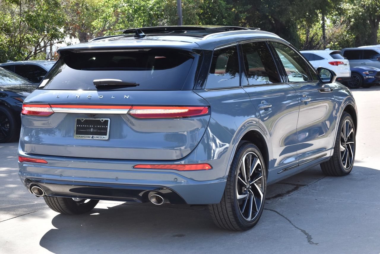 Certified 2024 Lincoln Corsair Grand Touring AWD/4WD image 8