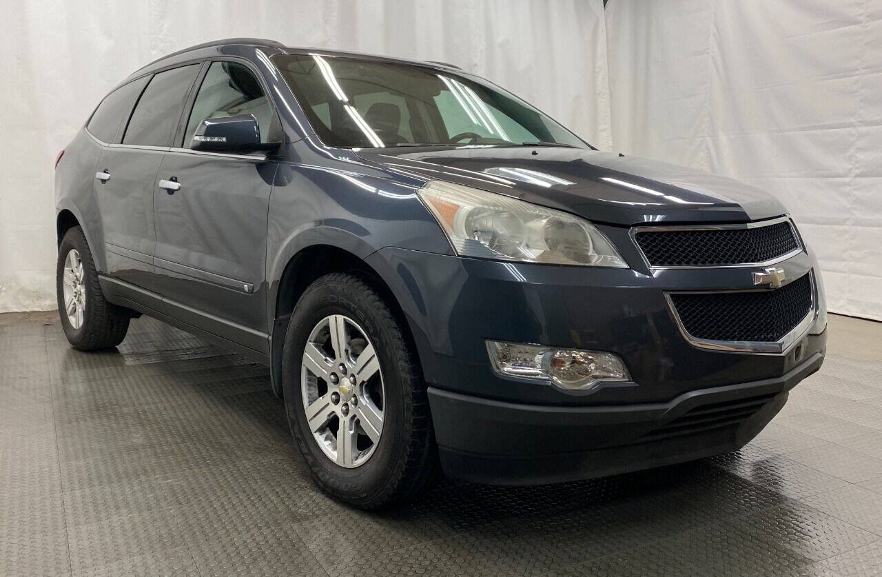 Used 2010 Chevrolet Traverse LT AWD/4WD image 1