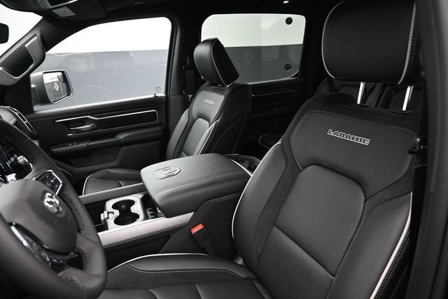 New 2027 RAM 1500 Laramie w/ Night Edition AWD/4WD image 16