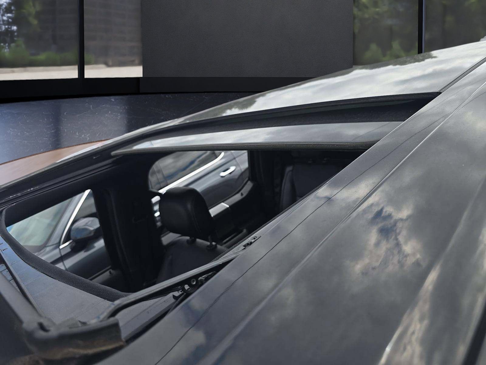 Used 2015 Ford F150 Lariat image 7