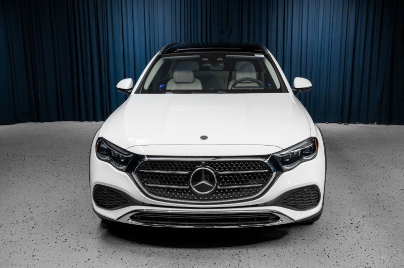 New 2025 Mercedes-Benz E 450 4MATIC All-Terrain Wagon image 2