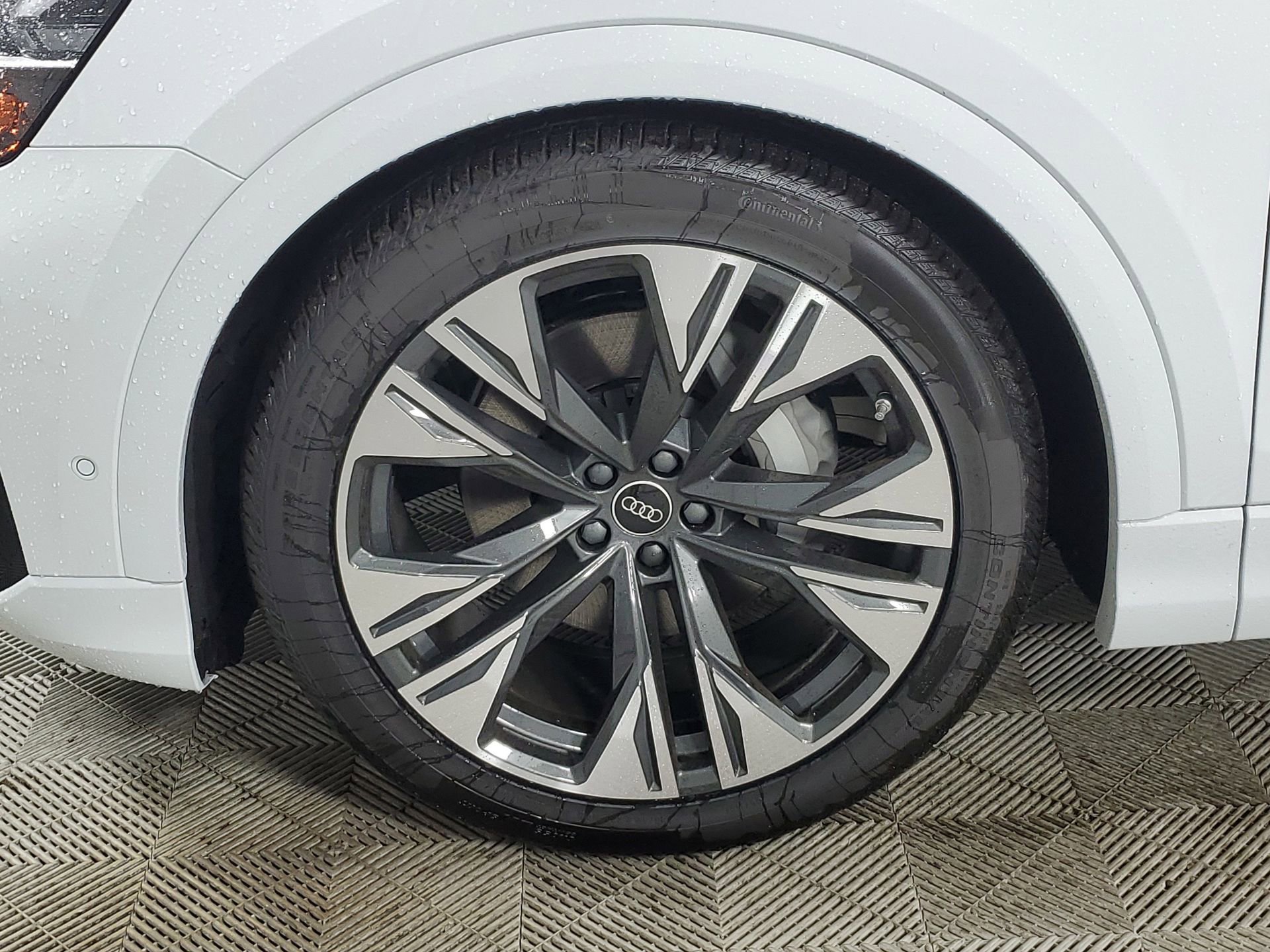 New 2026 Audi Q8 Premium Plus image 15