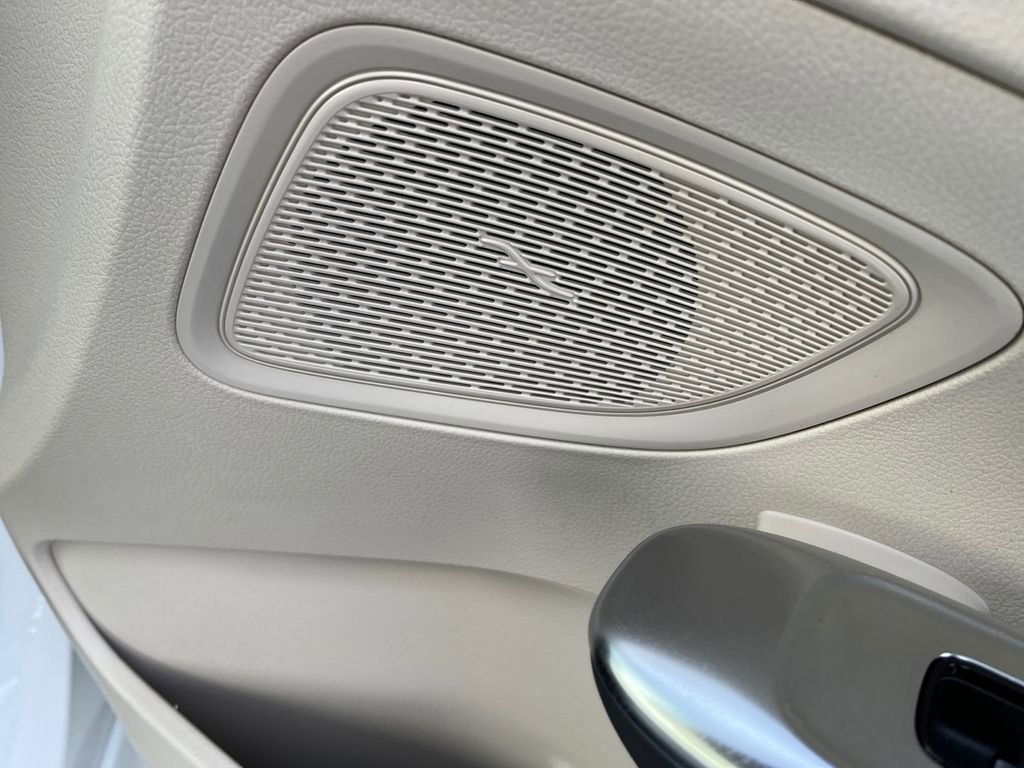 Certified 2023 Mercedes-Benz C 300 4MATIC Sedan image 17