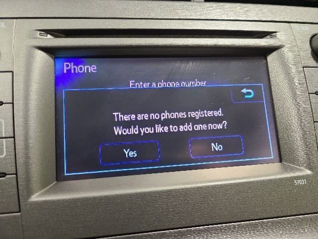 Used 2015 Toyota Prius Two FWD image 5