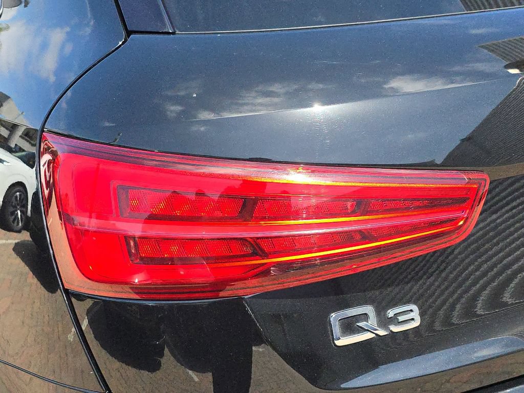 Used 2017 Audi Q3 2.0T Premium FWD image 36