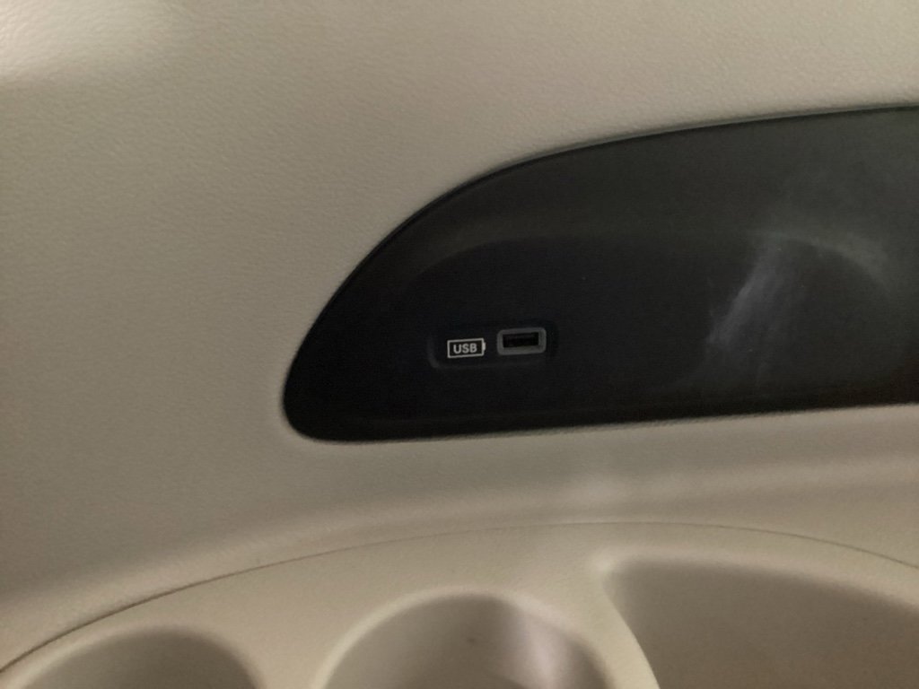 Used 2019 Chrysler Pacifica Touring-L Plus w/ Tire & Wheel Group image 16