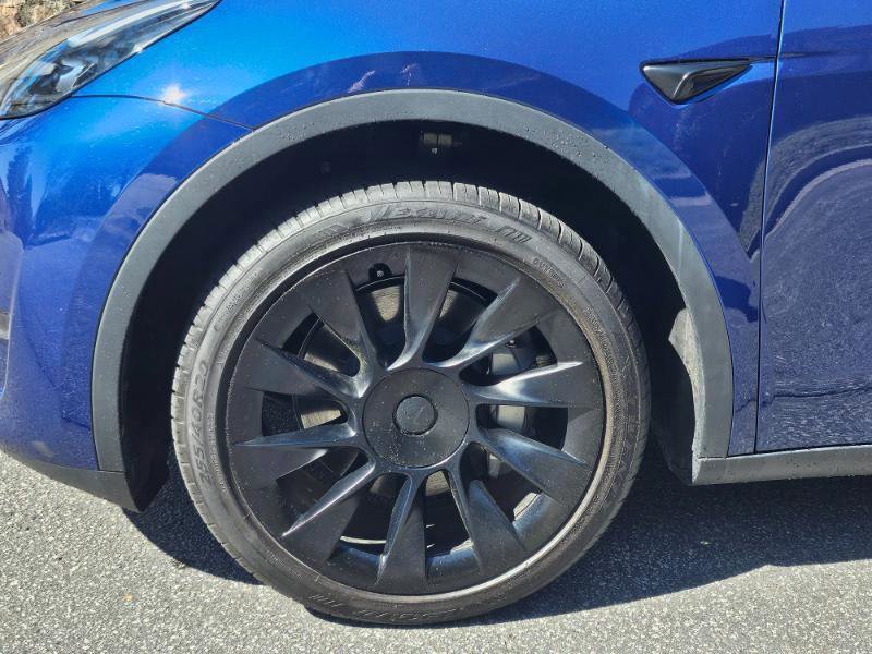 Used 2023 Tesla Model Y RWD image 18