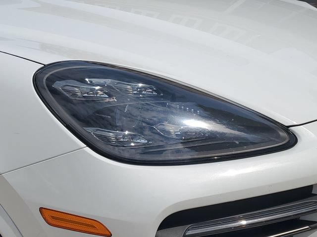 Used 2022 Porsche Cayenne Platinum Edition AWD/4WD image 16