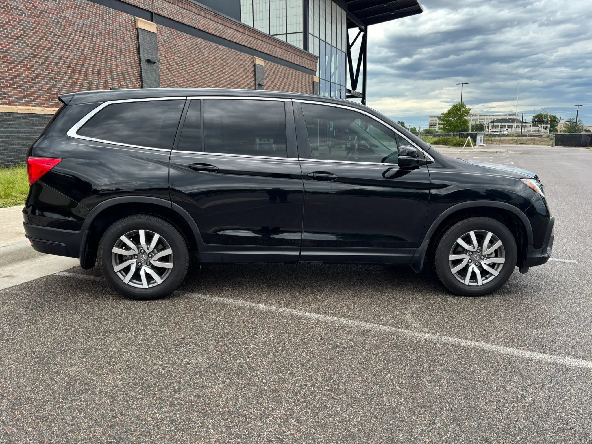 Used 2020 Honda Pilot EX image 8