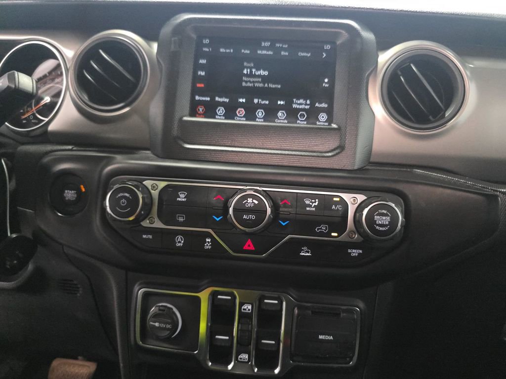 Used 2022 Jeep Gladiator Sport AWD/4WD image 6