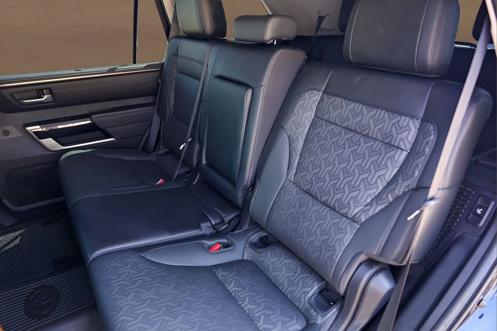 Used 2023 Toyota Sequoia Limited AWD/4WD image 23