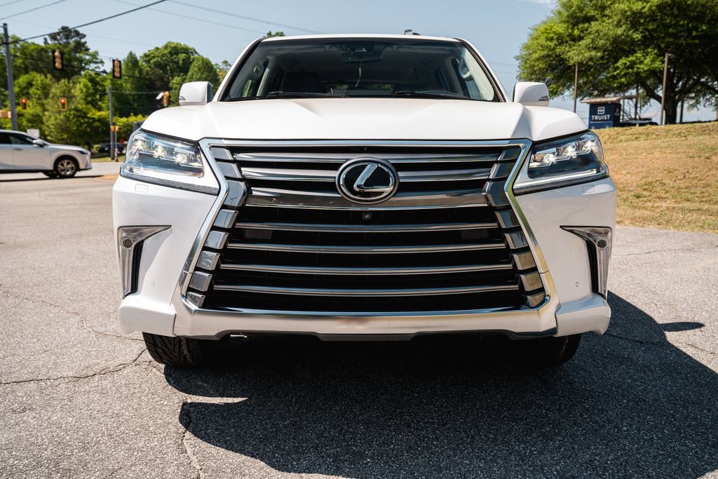 Used 2021 Lexus LX 570 4WD w/ Luxury Package image 2