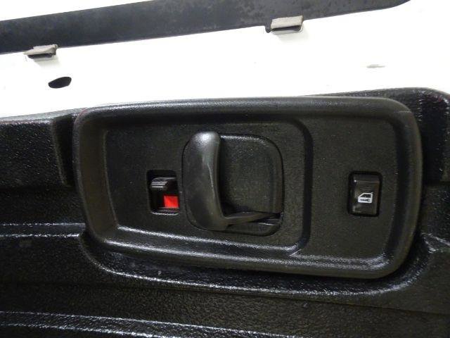 Used 2018 Chevrolet Express 2500 w/ Driver Convenience Package RWD image 17
