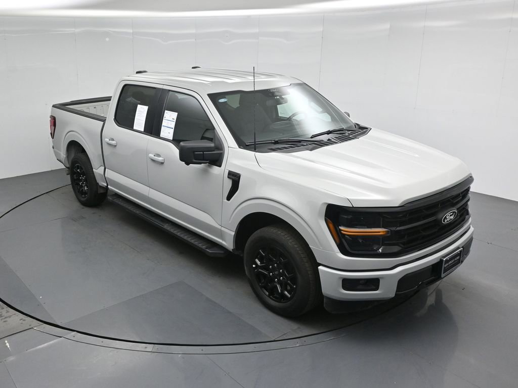 Used 2024 Ford F150 XLT w/ XLT Black Appearance Package image 39