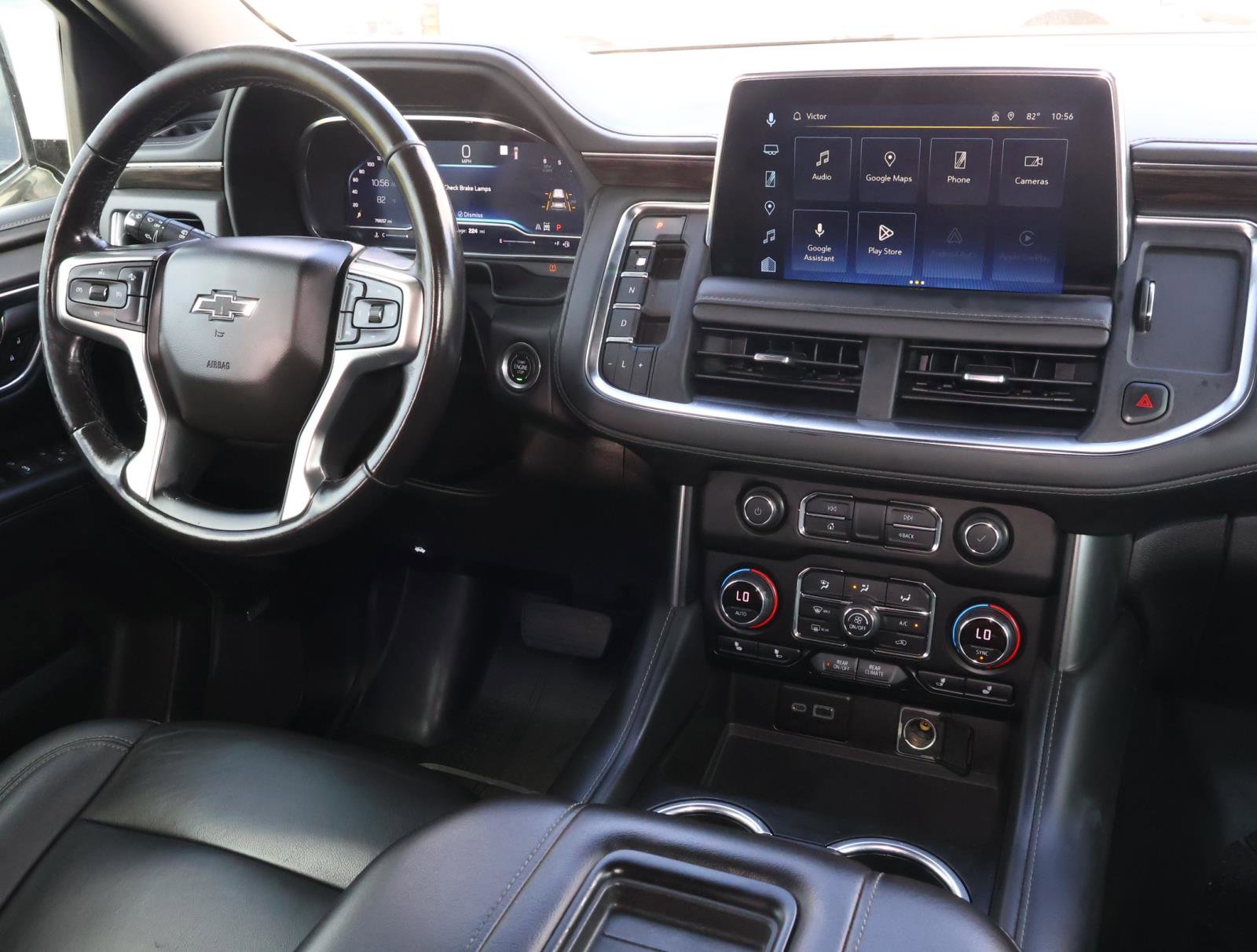 Used 2022 Chevrolet Suburban Z71 w/ Luxury Package image 12