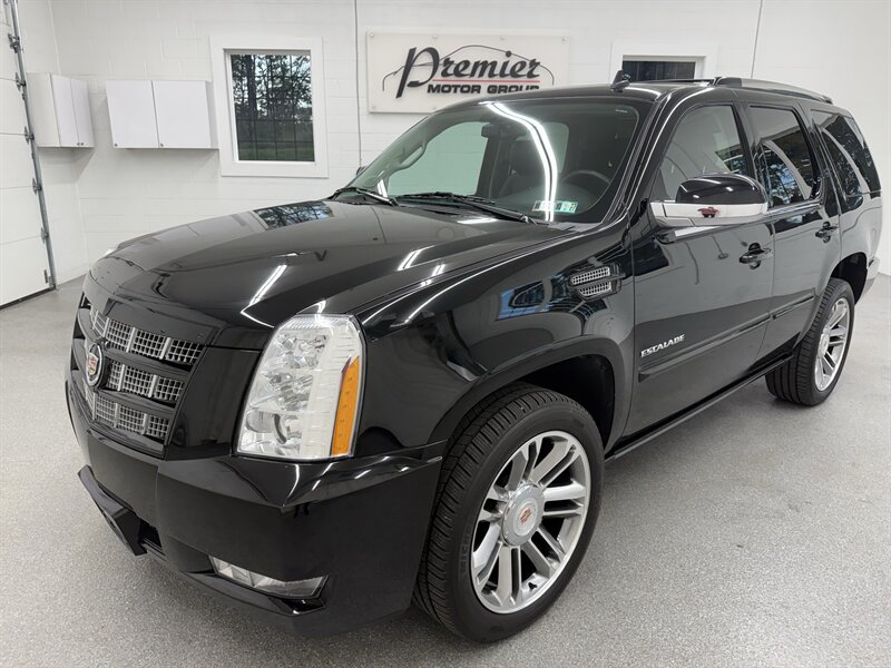 Used 2014 Cadillac Escalade Premium AWD/4WD image 1