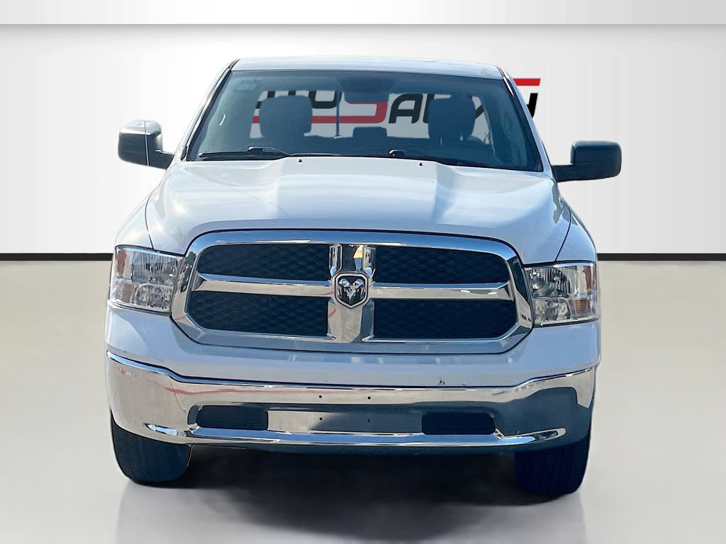 Used 2019 RAM 1500 Classic SLT AWD/4WD image 2
