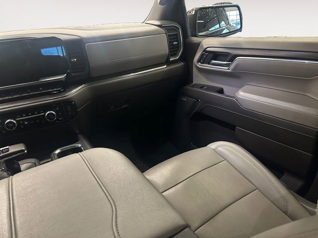 Used 2023 GMC Sierra 1500 SLT w/ SLT Convenience Package image 11