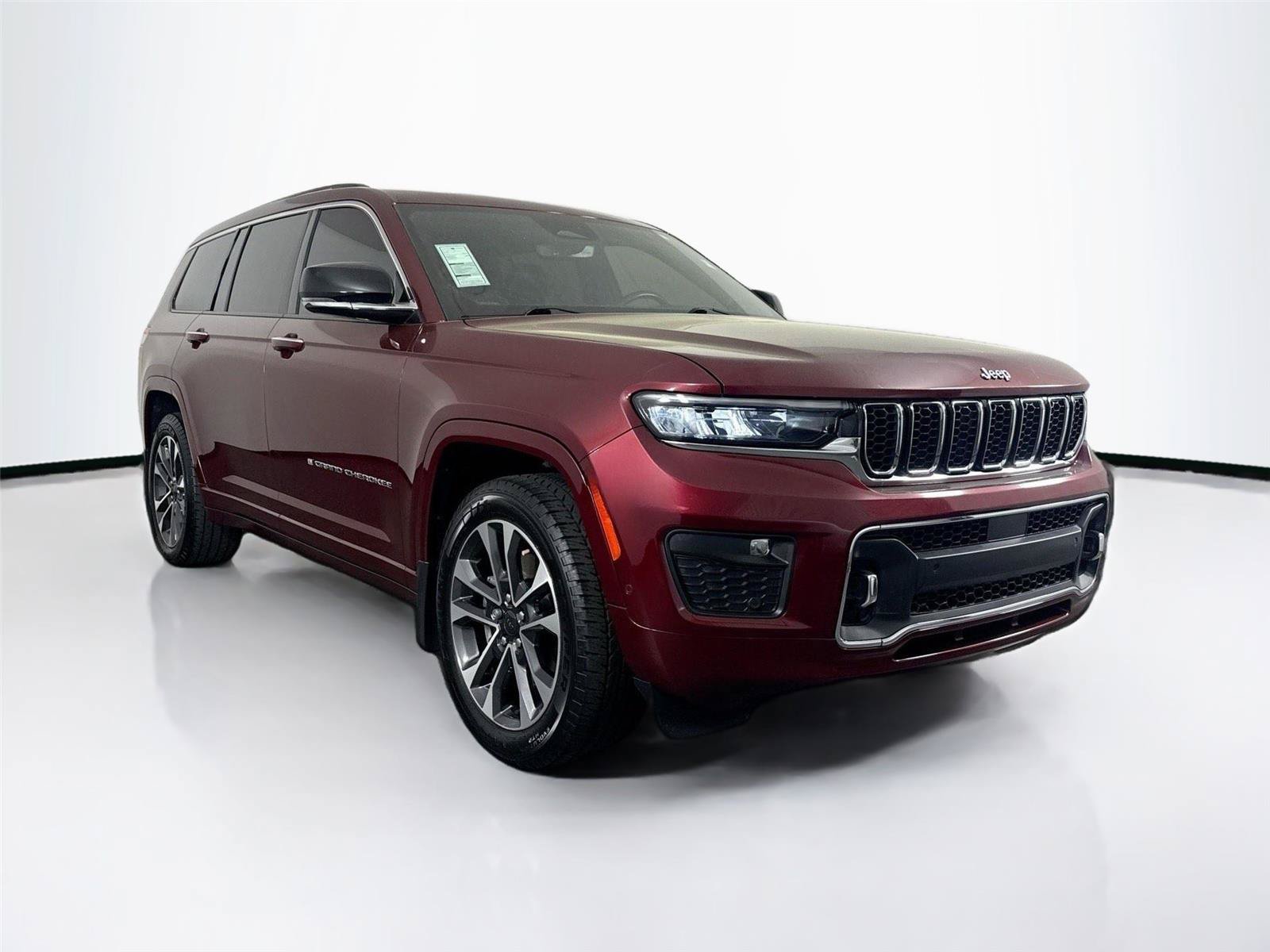 Used 2022 Jeep Grand Cherokee L Overland w/ MOPAR Finishing Package AWD/4WD image 10