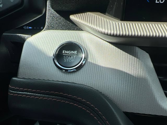 Used 2025 Ford Explorer Active w/ Active Comfort Package AWD/4WD image 31