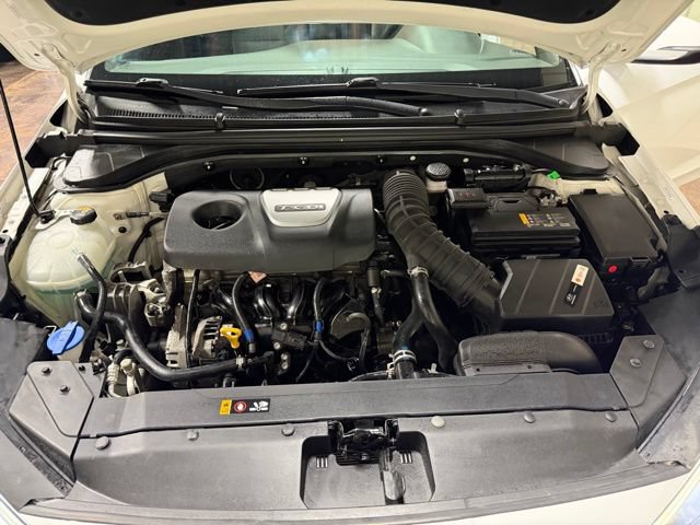 Used 2019 Hyundai Elantra Sport w/ Cargo Package FWD image 31