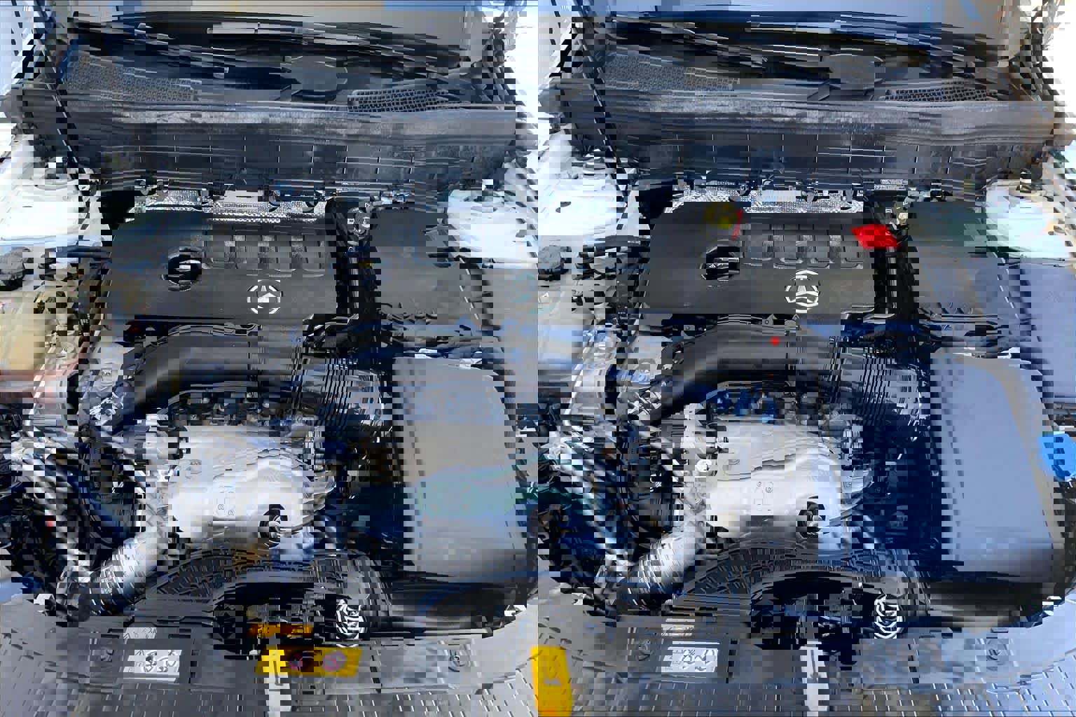 Used 2022 Mercedes-Benz GLB 250 image 26