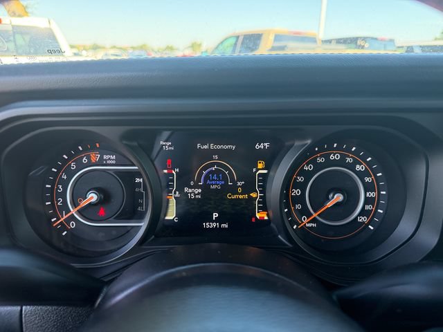 Used 2024 Jeep Gladiator Rubicon w/ Convenience Group AWD/4WD image 17
