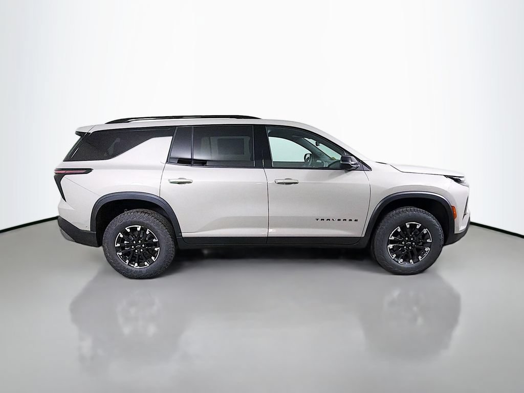 New 2026 Chevrolet Traverse Z71 w/ Enhanced Driving Package AWD/4WD image 4