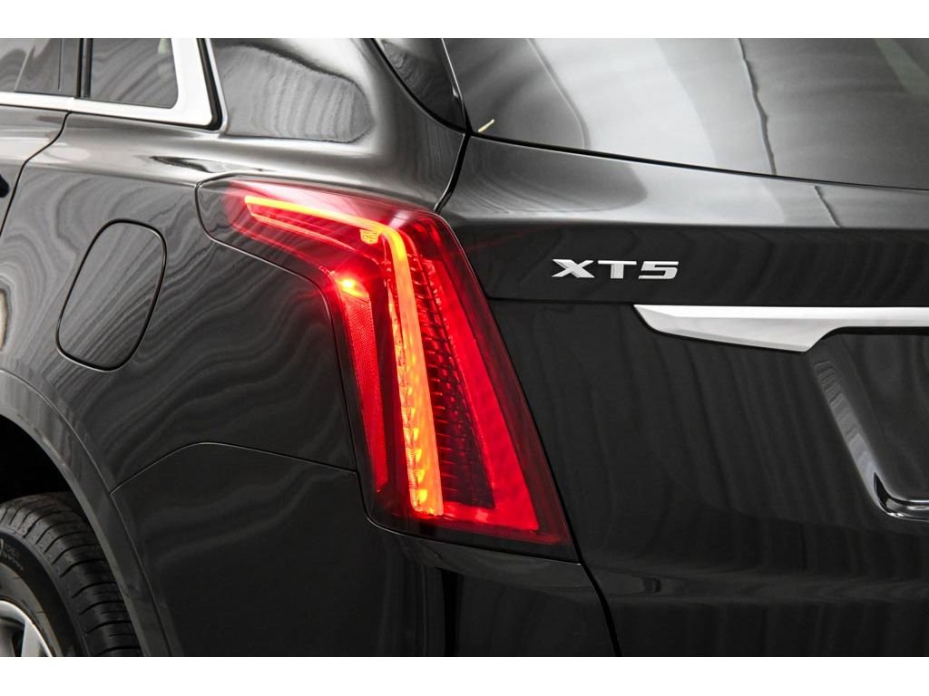 Certified 2022 Cadillac XT5 Premium Luxury image 24