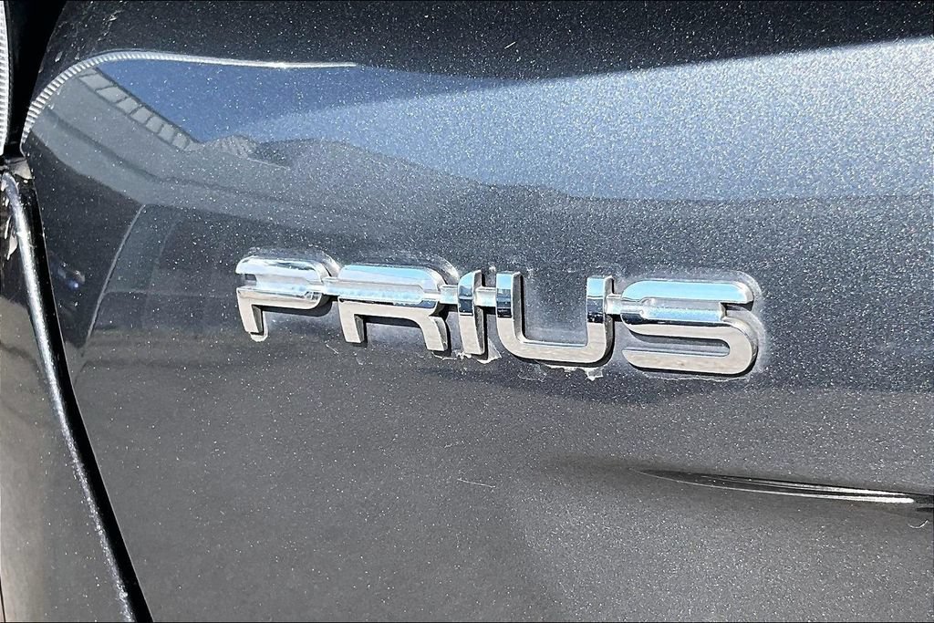 Used 2016 Toyota Prius Four Touring w/ Preferred Accessory Package FWD image 24
