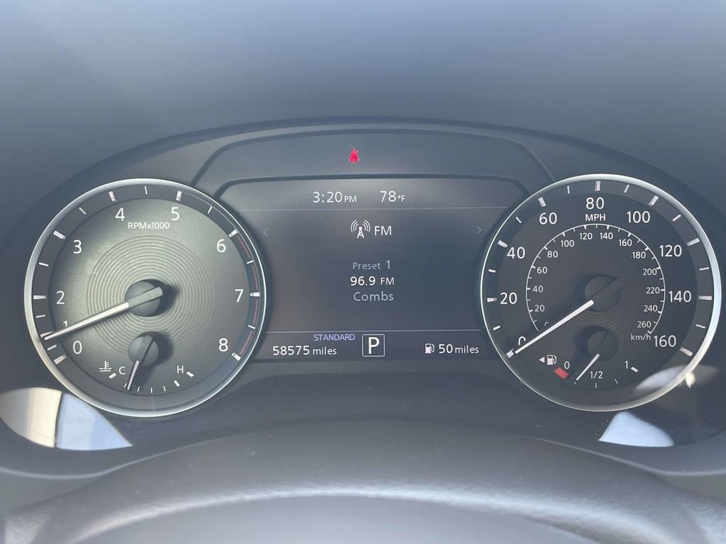 Used 2022 INFINITI QX50 Luxe FWD image 18