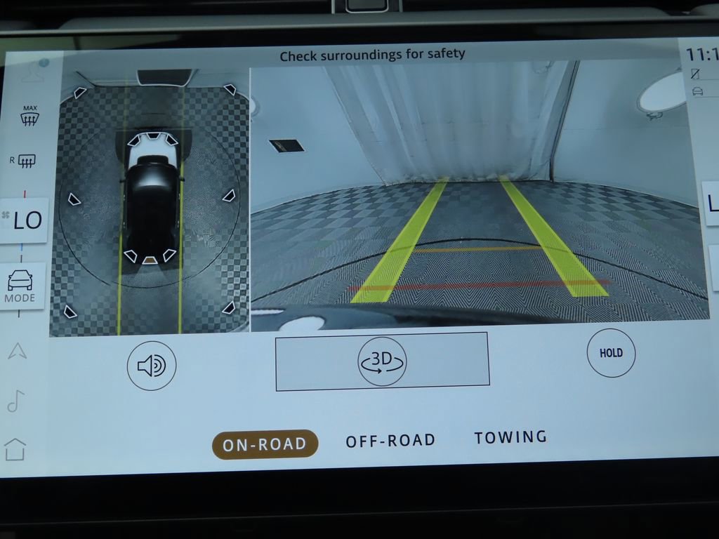 Used 2025 Land Rover Discovery Sport S image 16