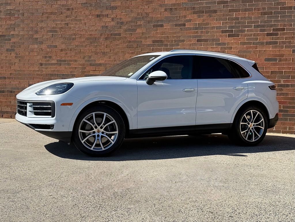 New 2026 Porsche Cayenne image 1