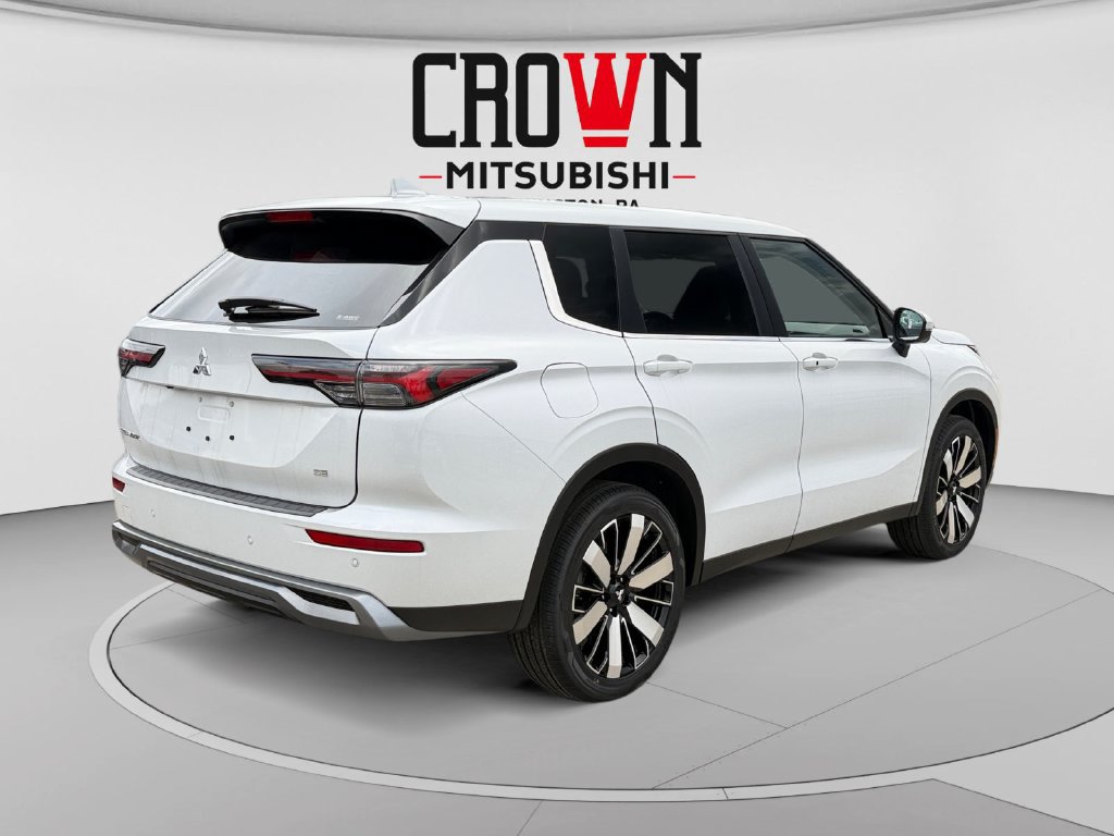New 2026 Mitsubishi Outlander SE AWD/4WD image 3