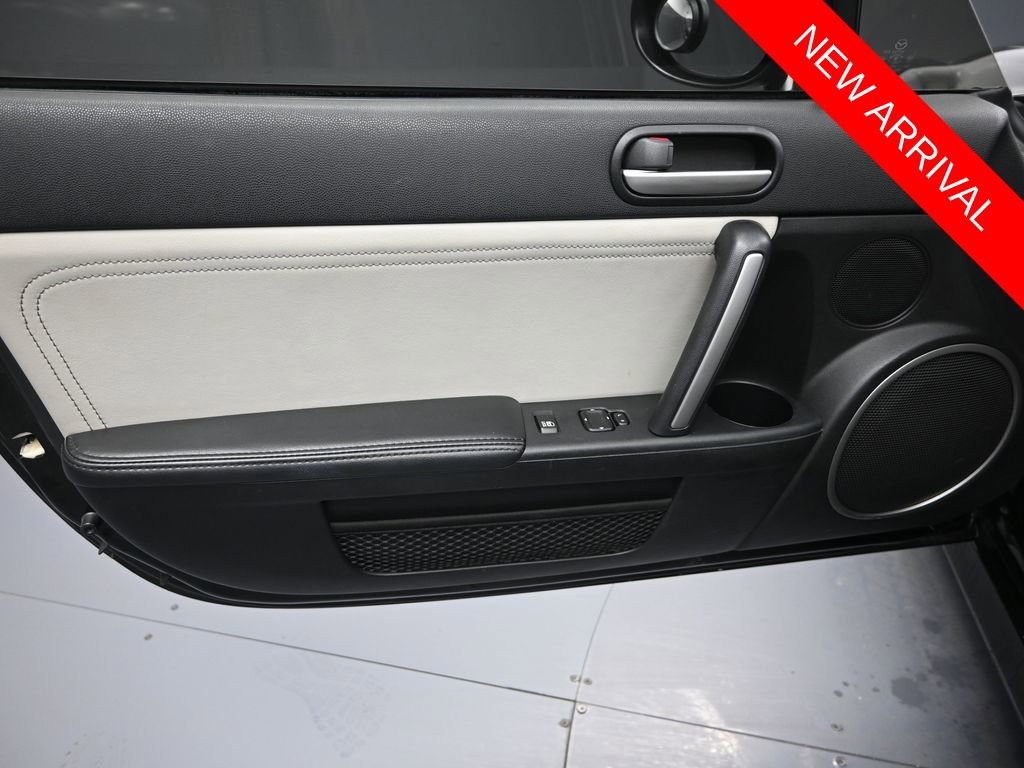 Used 2011 MAZDA MX-5 Miata Grand Touring image 10