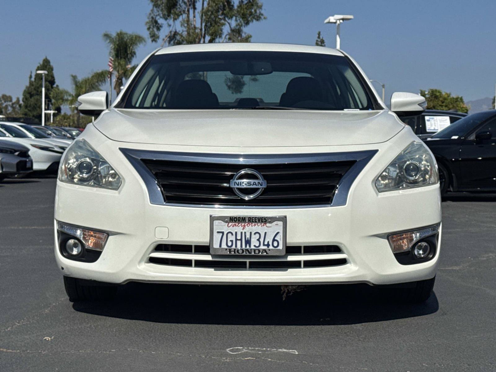 Used 2015 Nissan Altima 2.5 SV w/ Convenience Package FWD image 8