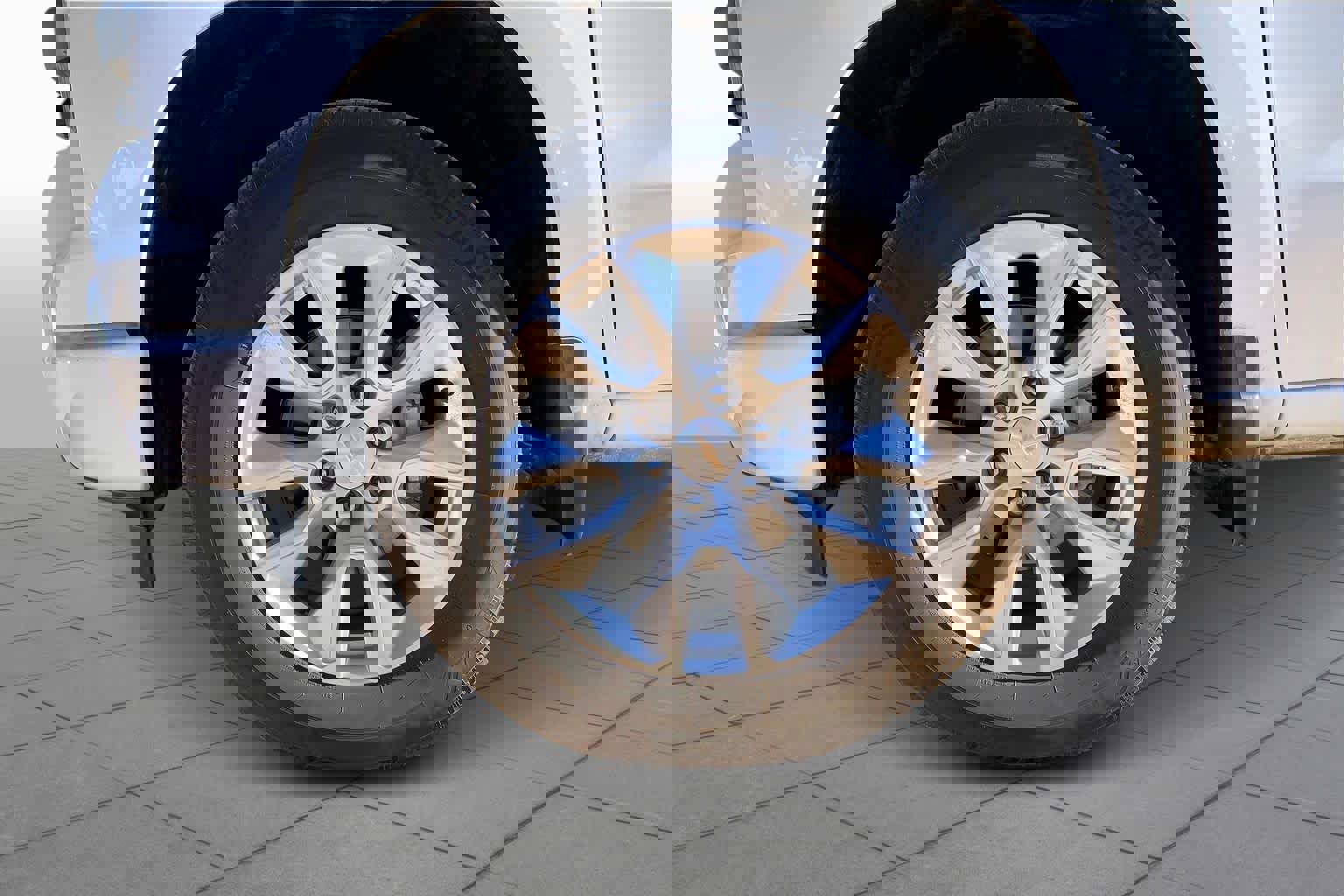 Used 2024 Chevrolet Silverado 1500 Custom image 11