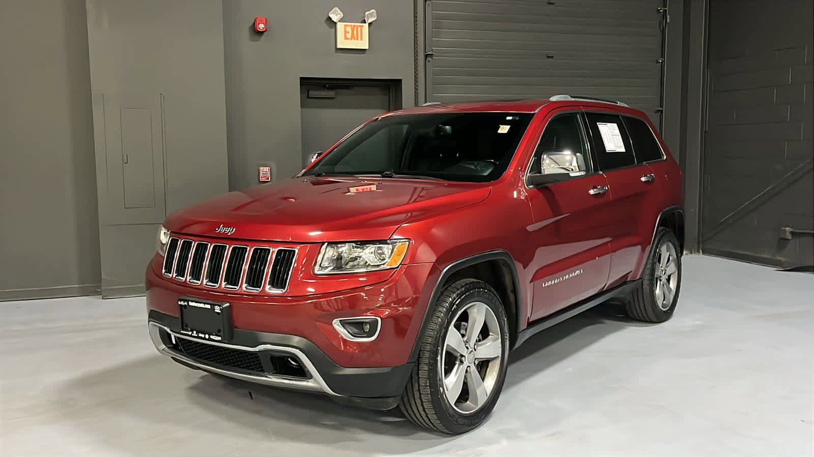 Used 2014 Jeep Grand Cherokee Limited AWD/4WD image 3