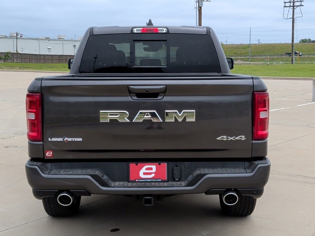 New 2026 RAM 1500 4x4 Crew Cab image 7