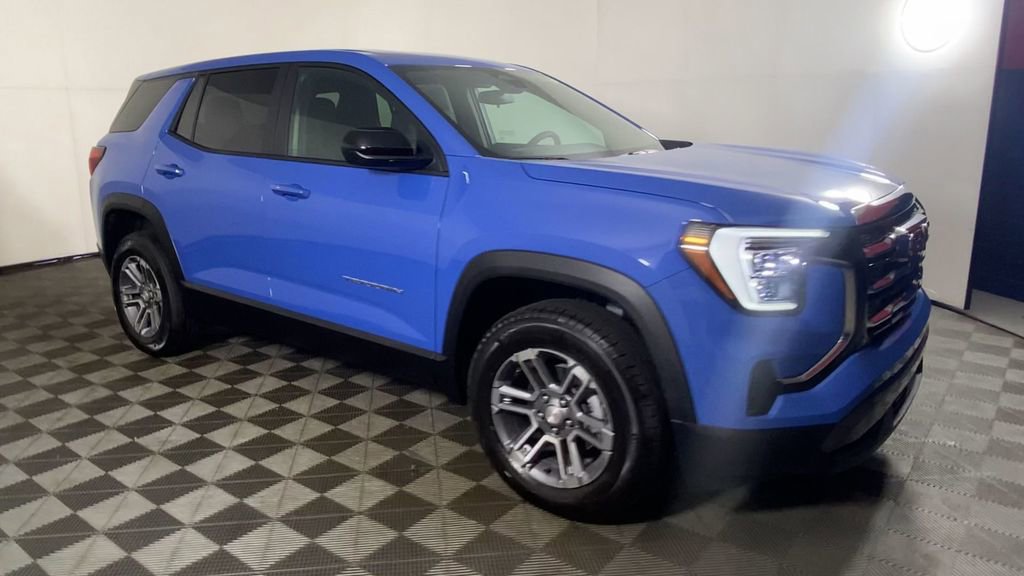 New 2026 GMC Terrain Elevation w/ LPO, Floor Liner Package image 3