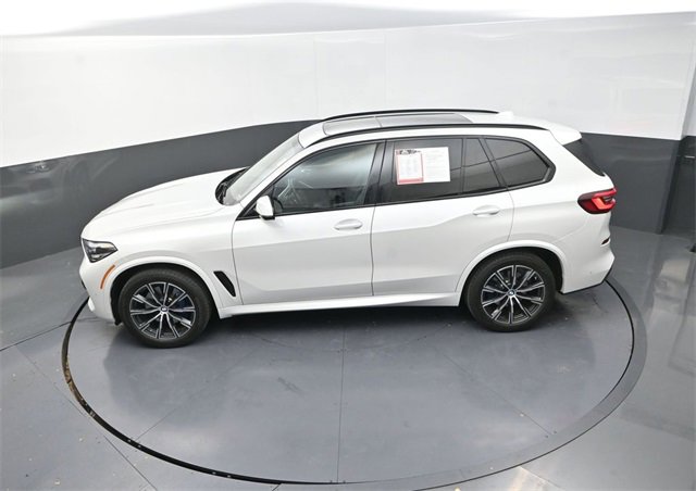 Used 2022 BMW X5 xDrive40i w/ M Sport Package image 22