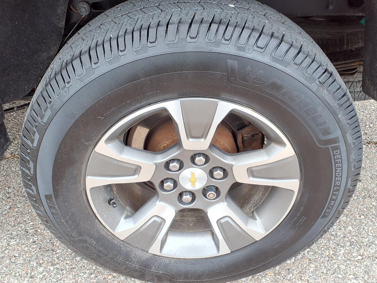 Used 2019 Chevrolet Colorado Z71 AWD/4WD image 9
