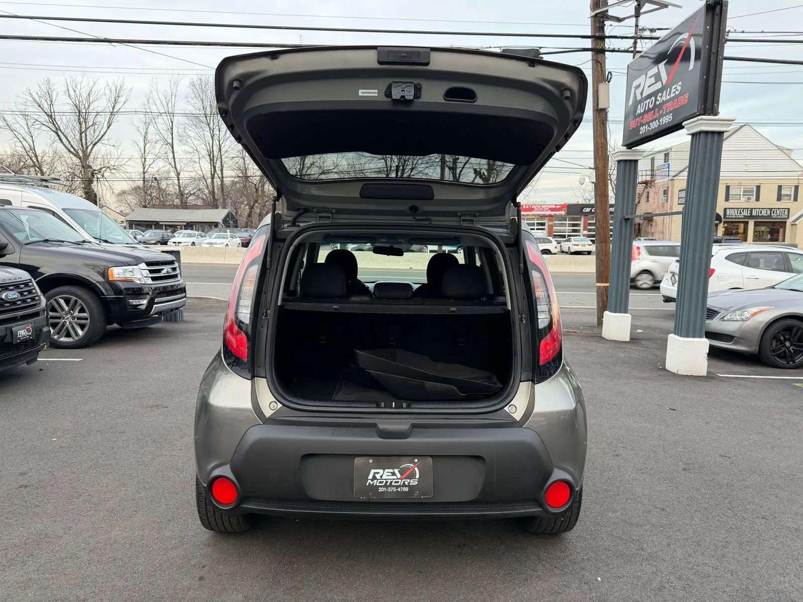 Used 2014 Kia Soul + image 19