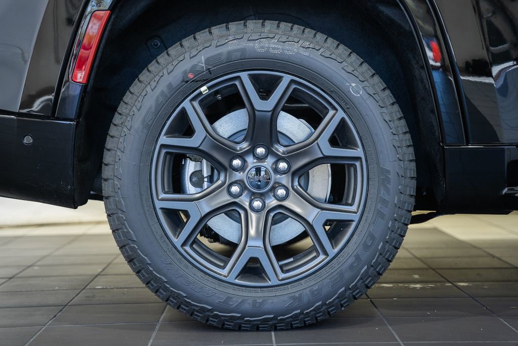 New 2026 Jeep Grand Wagoneer 4WD image 19