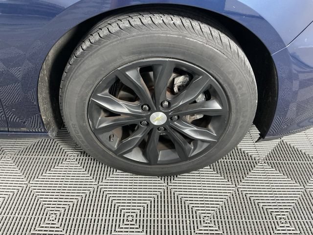 Used 2020 Chevrolet Malibu LT FWD image 18