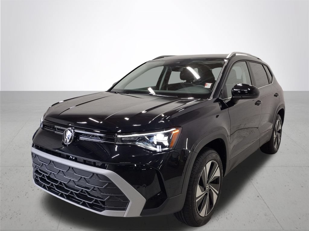 New 2026 Volkswagen Taos SE AWD/4WD image 2